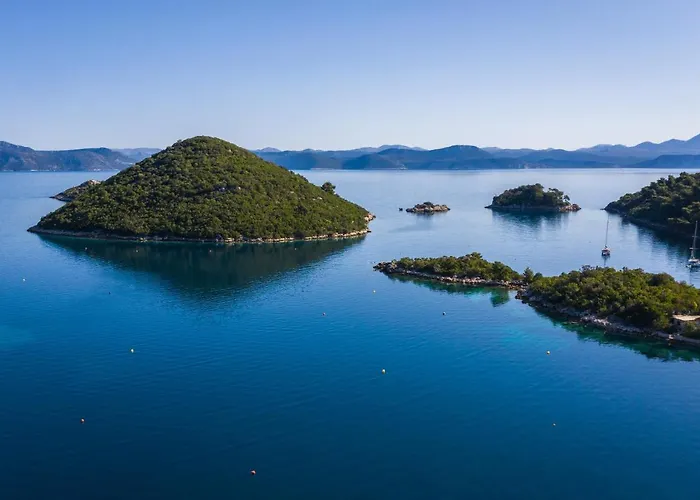 Island Getaway Mljet Prožura