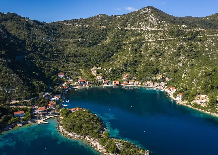 Island Getaway Mljet *